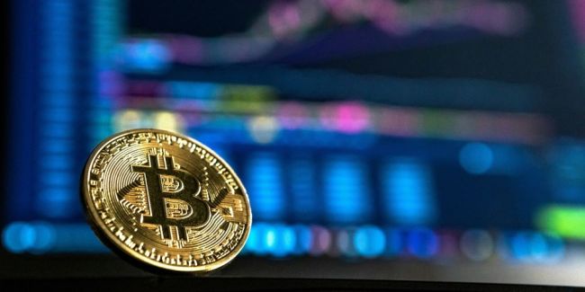 Bitcoin steigt auf über 50’000 Dollar - ETFs treiben den Kurs, allerdings mit Verzögerung