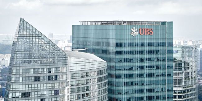 Spezialboni für UBS-Investmentbanker, die reiche Kunden vermitteln?