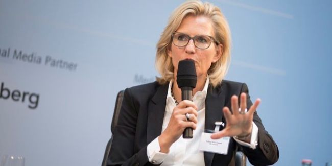 Sabine Keller-Busse: “Eine neue, rein digitale Sortimentslinie” 