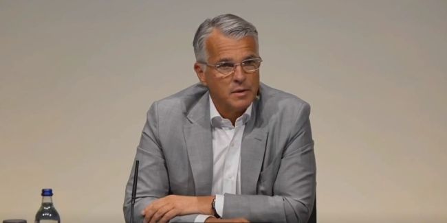 Sergio Ermotti strebt die rechtliche Fusion mit der Credit Suisse für den Mai 2024 an 
